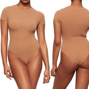 Skims Fits Everybody T-shirt Bodysuit